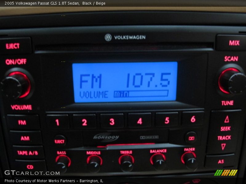 Black / Beige 2005 Volkswagen Passat GLS 1.8T Sedan