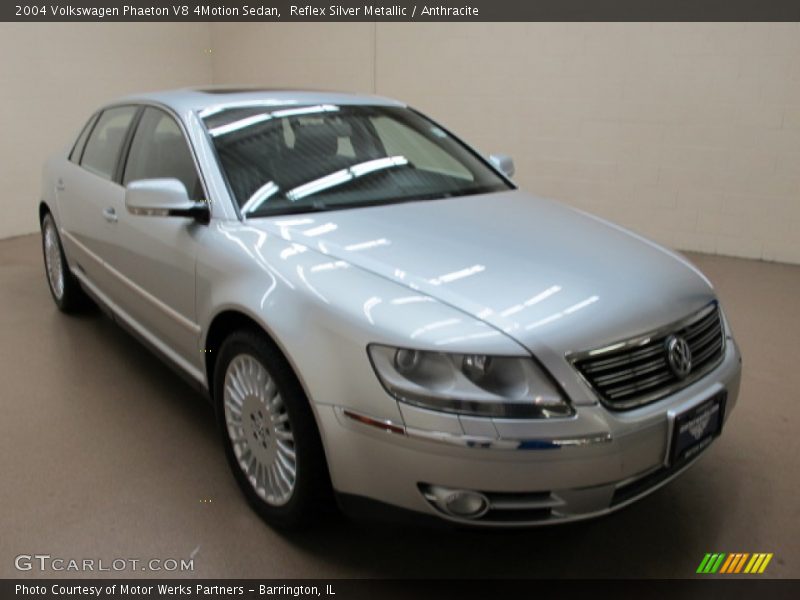 Reflex Silver Metallic / Anthracite 2004 Volkswagen Phaeton V8 4Motion Sedan