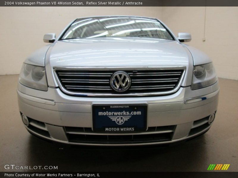 Reflex Silver Metallic / Anthracite 2004 Volkswagen Phaeton V8 4Motion Sedan
