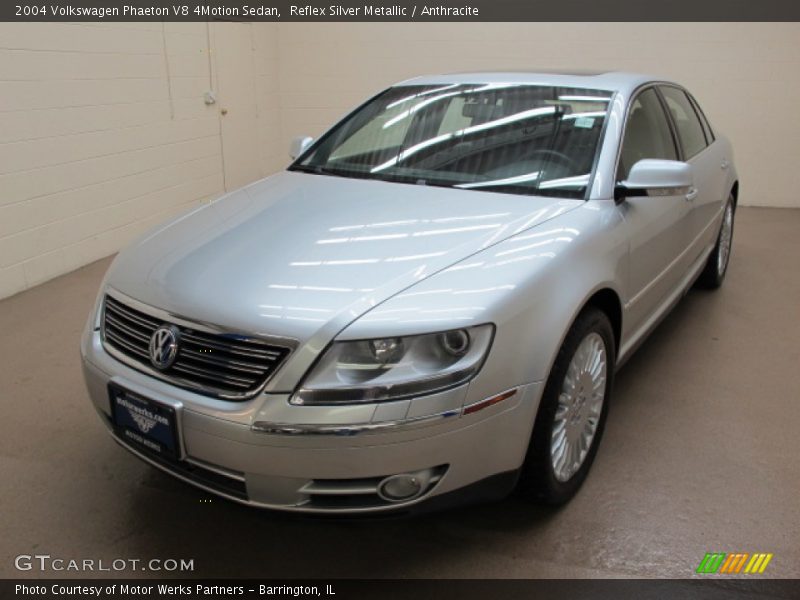 Reflex Silver Metallic / Anthracite 2004 Volkswagen Phaeton V8 4Motion Sedan