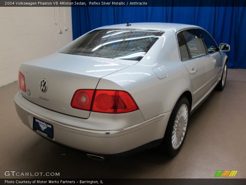 Reflex Silver Metallic / Anthracite 2004 Volkswagen Phaeton V8 4Motion Sedan