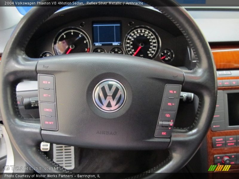 Reflex Silver Metallic / Anthracite 2004 Volkswagen Phaeton V8 4Motion Sedan