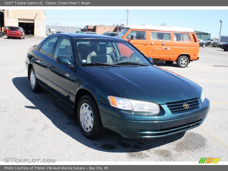 Classic Green Pearl / Beige 1997 Toyota Camry LE