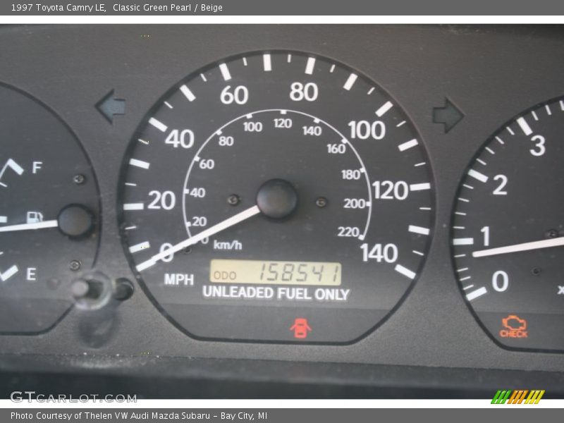 Classic Green Pearl / Beige 1997 Toyota Camry LE
