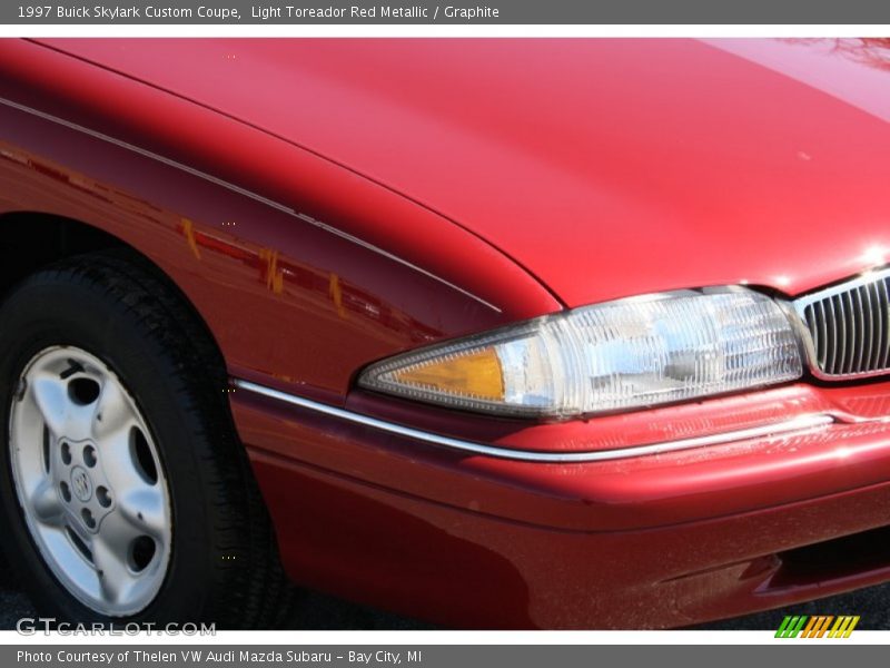 Light Toreador Red Metallic / Graphite 1997 Buick Skylark Custom Coupe