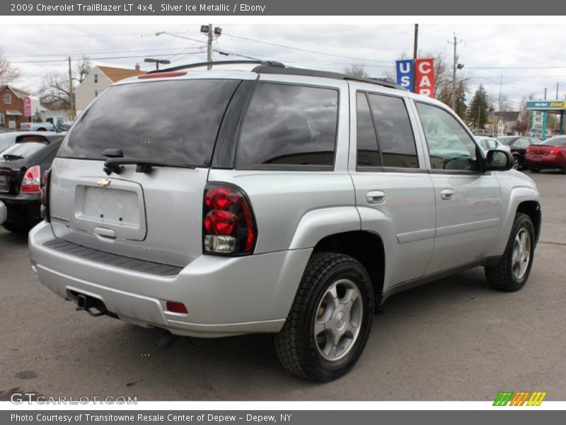 Silver Ice Metallic / Ebony 2009 Chevrolet TrailBlazer LT 4x4