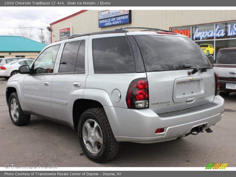 Silver Ice Metallic / Ebony 2009 Chevrolet TrailBlazer LT 4x4