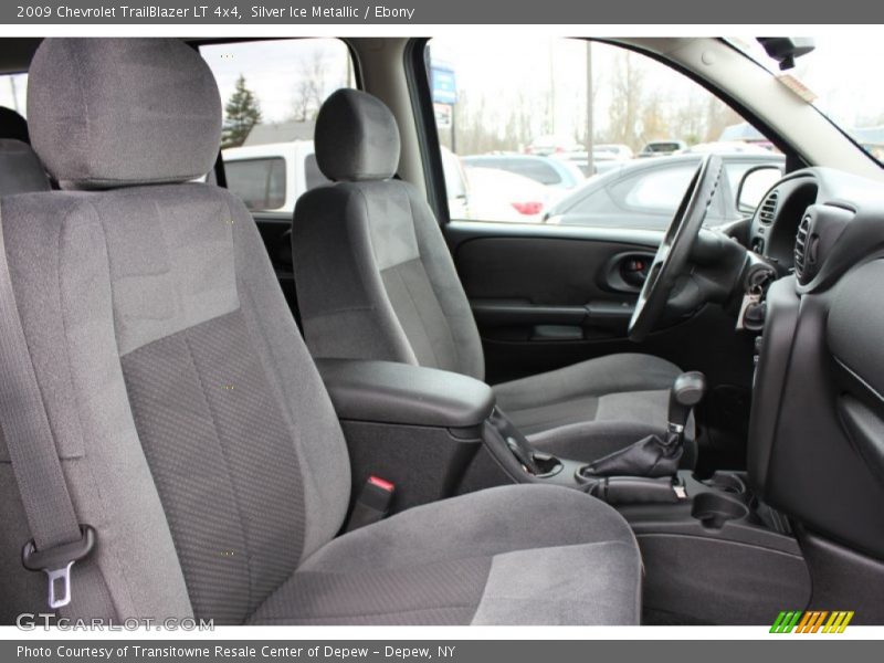 Silver Ice Metallic / Ebony 2009 Chevrolet TrailBlazer LT 4x4