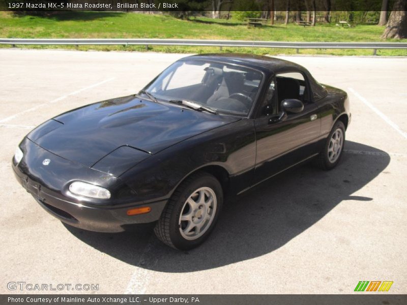 Brilliant Black / Black 1997 Mazda MX-5 Miata Roadster