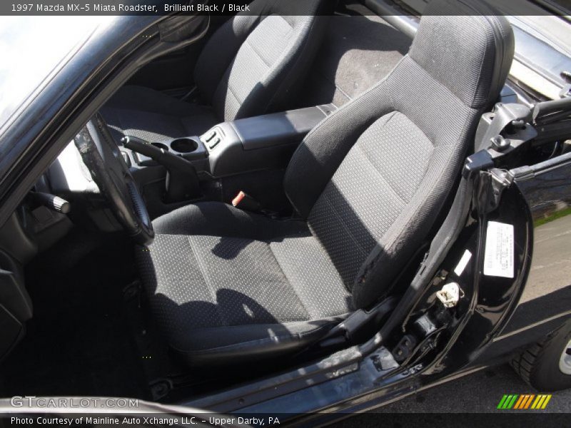 Brilliant Black / Black 1997 Mazda MX-5 Miata Roadster