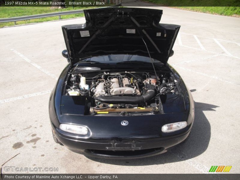 Brilliant Black / Black 1997 Mazda MX-5 Miata Roadster