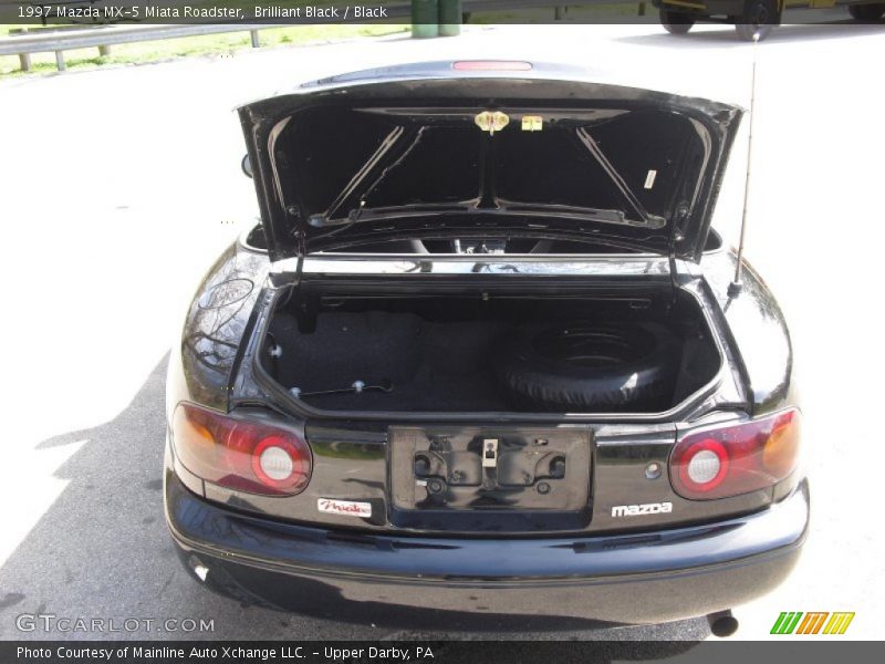 Brilliant Black / Black 1997 Mazda MX-5 Miata Roadster
