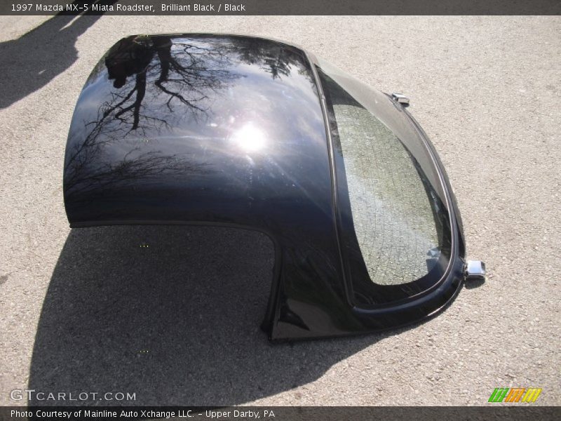 Hardtop - 1997 Mazda MX-5 Miata Roadster