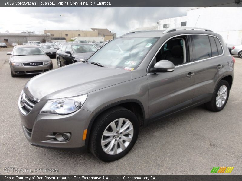 Alpine Grey Metallic / Charcoal 2009 Volkswagen Tiguan SE