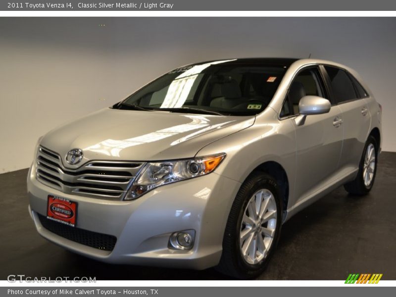Classic Silver Metallic / Light Gray 2011 Toyota Venza I4