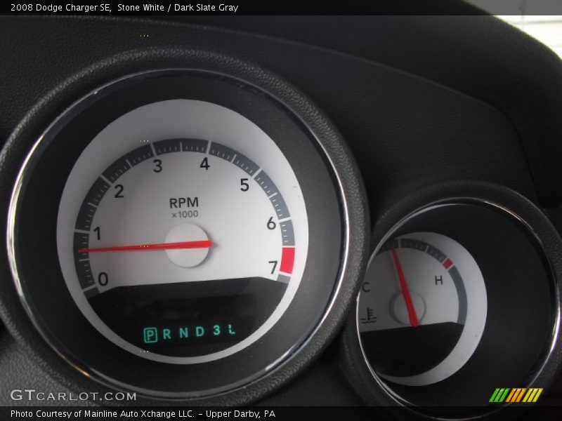 Stone White / Dark Slate Gray 2008 Dodge Charger SE