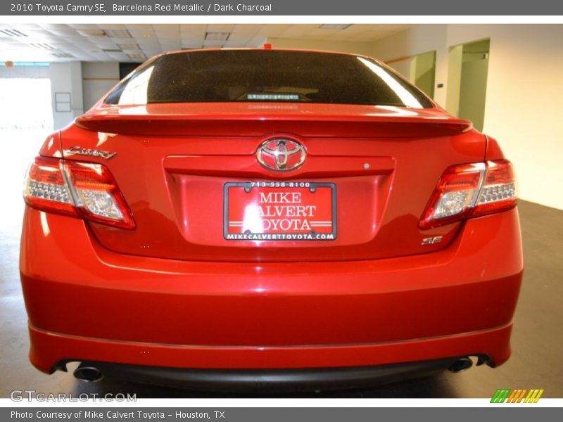 Barcelona Red Metallic / Dark Charcoal 2010 Toyota Camry SE
