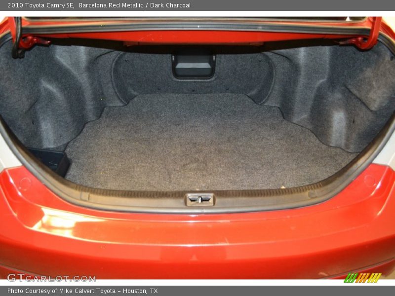Barcelona Red Metallic / Dark Charcoal 2010 Toyota Camry SE