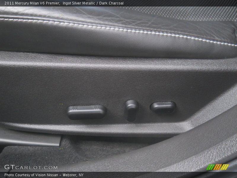 Ingot Silver Metallic / Dark Charcoal 2011 Mercury Milan V6 Premier