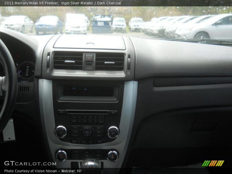 Ingot Silver Metallic / Dark Charcoal 2011 Mercury Milan V6 Premier