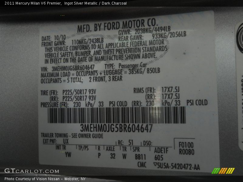 Ingot Silver Metallic / Dark Charcoal 2011 Mercury Milan V6 Premier