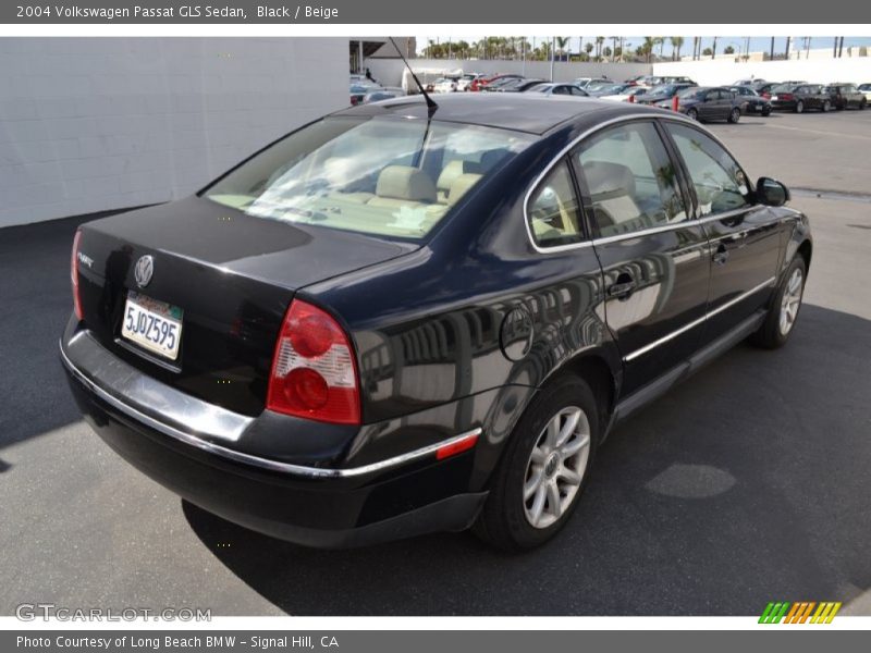 Black / Beige 2004 Volkswagen Passat GLS Sedan