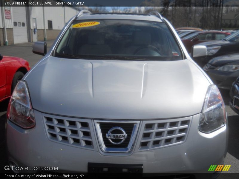 Silver Ice / Gray 2009 Nissan Rogue SL AWD