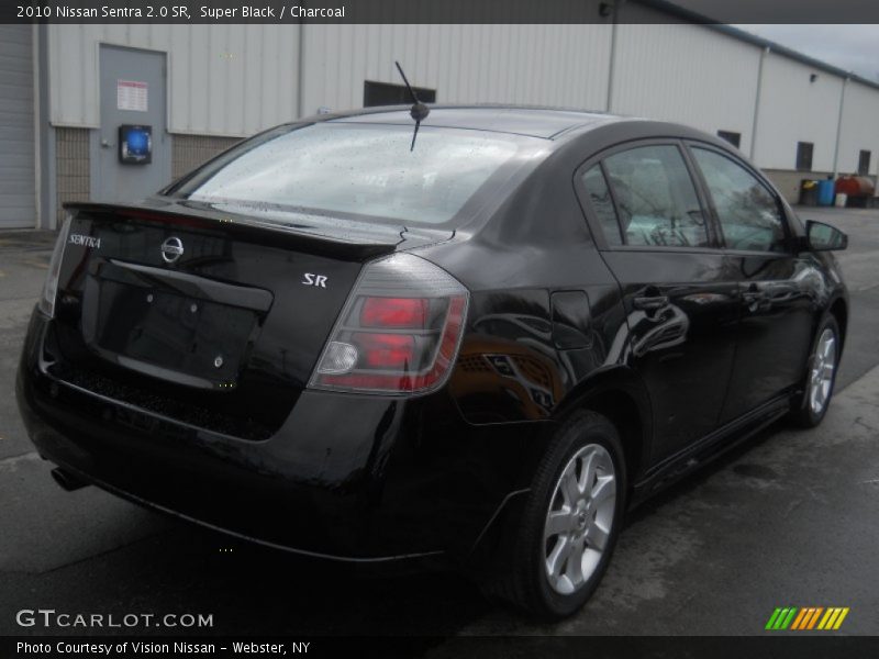 Super Black / Charcoal 2010 Nissan Sentra 2.0 SR