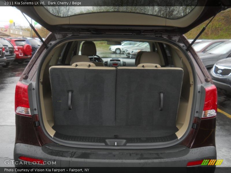Dark Cherry / Beige 2011 Kia Sorento LX V6