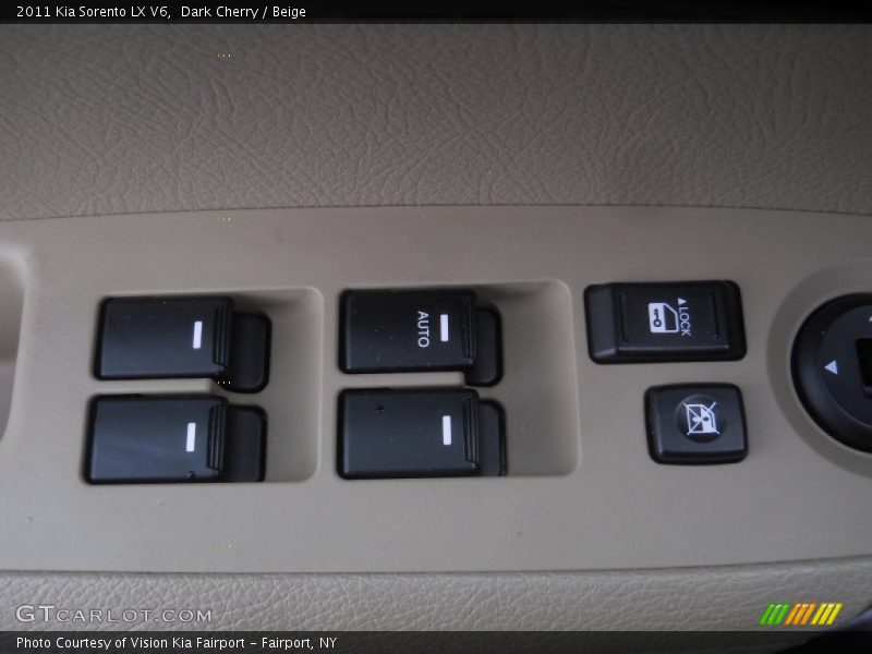 Dark Cherry / Beige 2011 Kia Sorento LX V6