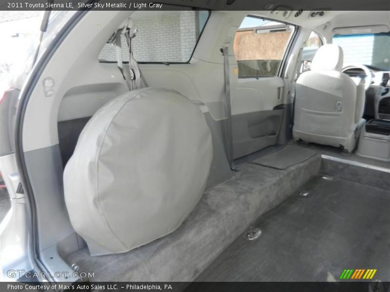 Silver Sky Metallic / Light Gray 2011 Toyota Sienna LE
