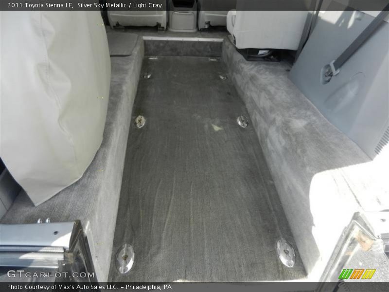 Silver Sky Metallic / Light Gray 2011 Toyota Sienna LE