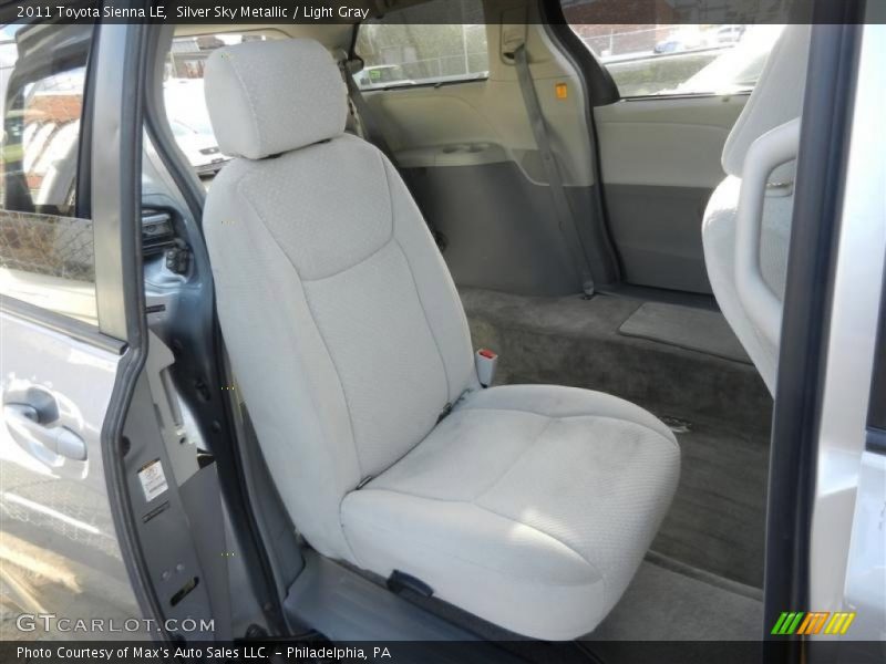 Silver Sky Metallic / Light Gray 2011 Toyota Sienna LE