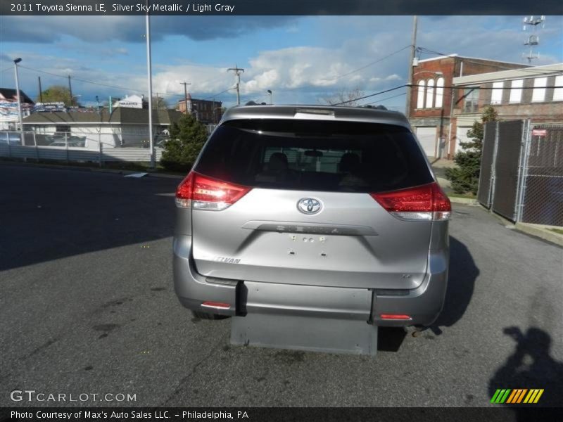 Silver Sky Metallic / Light Gray 2011 Toyota Sienna LE