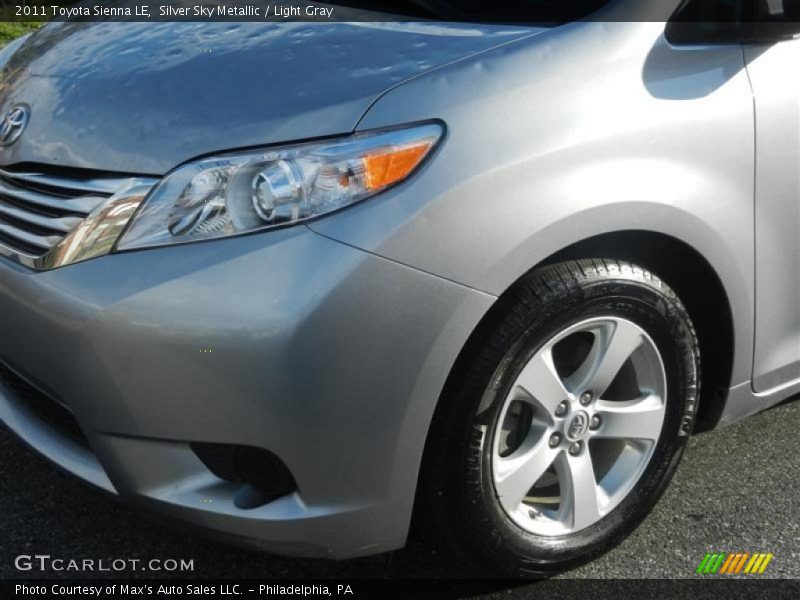 Silver Sky Metallic / Light Gray 2011 Toyota Sienna LE