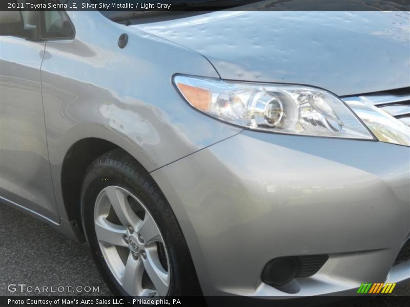 Silver Sky Metallic / Light Gray 2011 Toyota Sienna LE