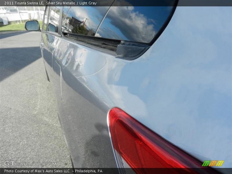 Silver Sky Metallic / Light Gray 2011 Toyota Sienna LE
