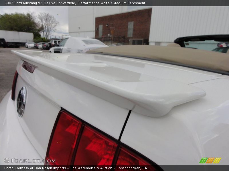 Performance White / Medium Parchment 2007 Ford Mustang V6 Deluxe Convertible