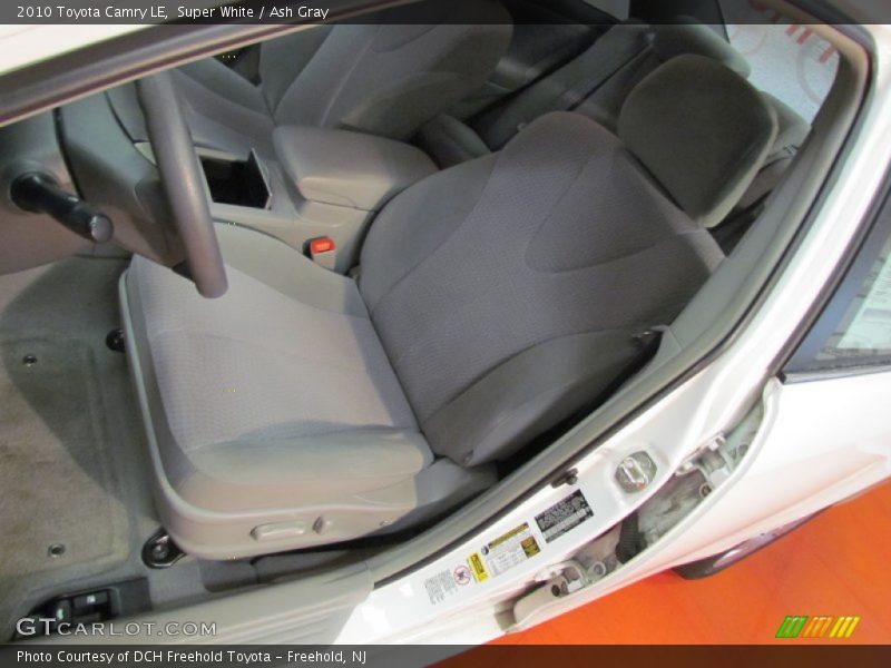 Super White / Ash Gray 2010 Toyota Camry LE