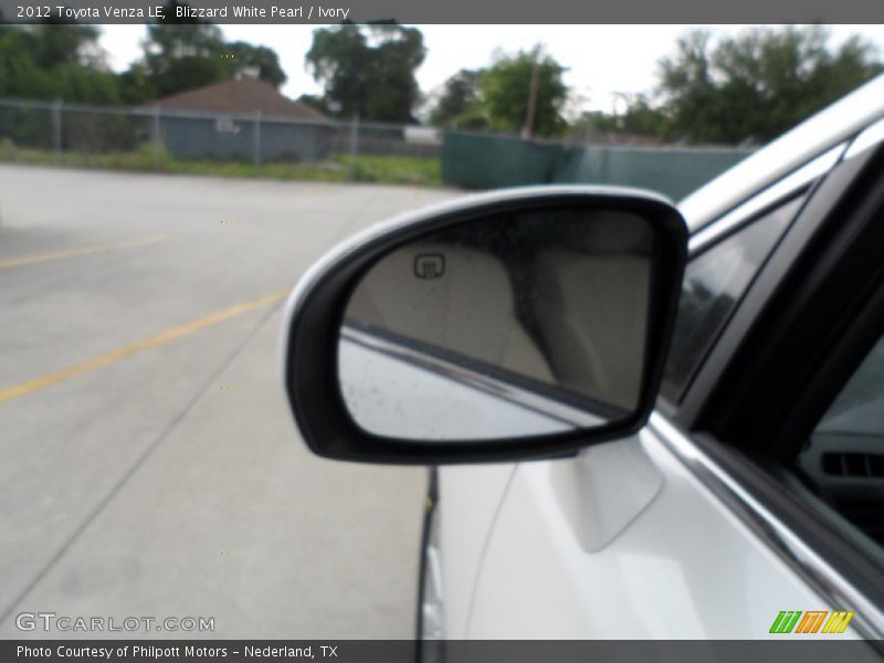 Blizzard White Pearl / Ivory 2012 Toyota Venza LE