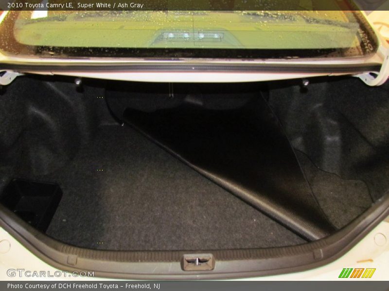 Super White / Ash Gray 2010 Toyota Camry LE
