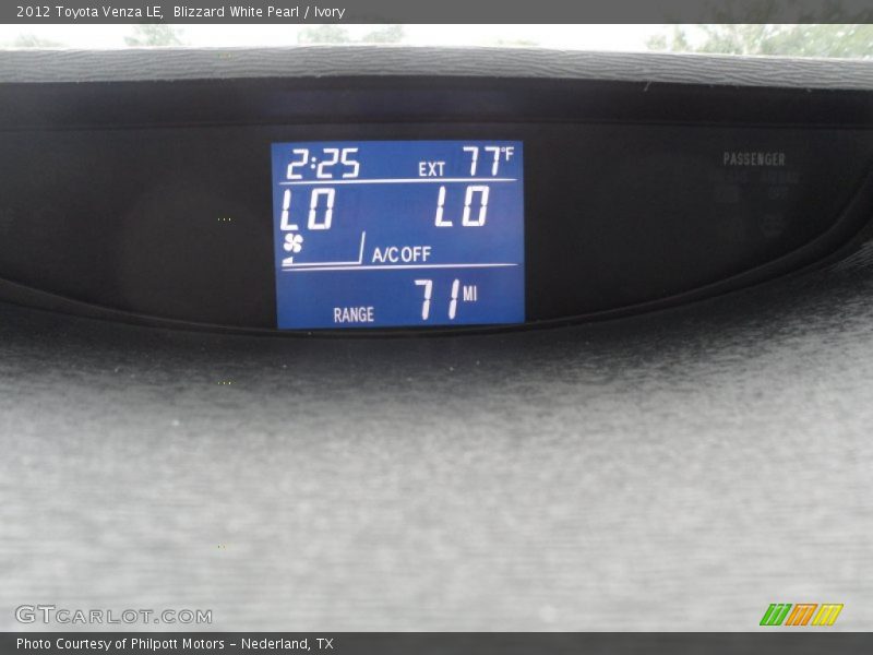 Blizzard White Pearl / Ivory 2012 Toyota Venza LE