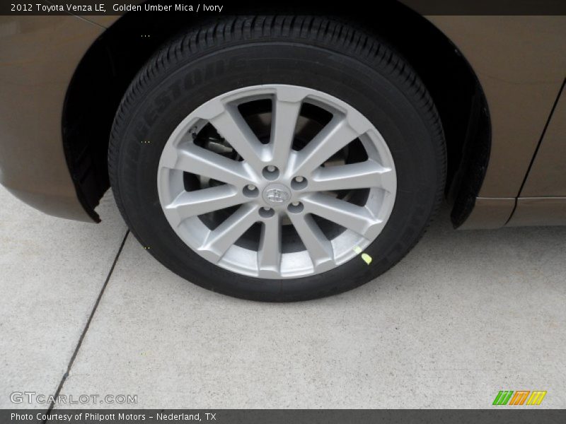 Golden Umber Mica / Ivory 2012 Toyota Venza LE