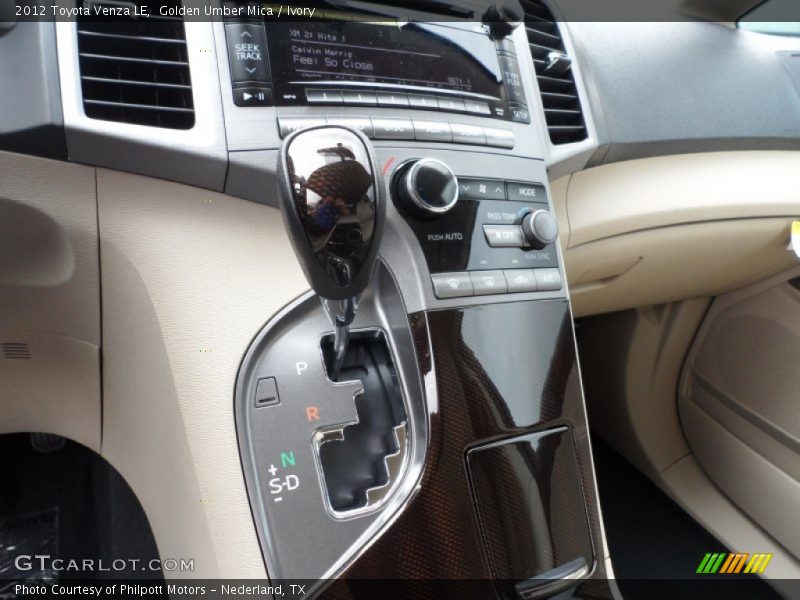Golden Umber Mica / Ivory 2012 Toyota Venza LE