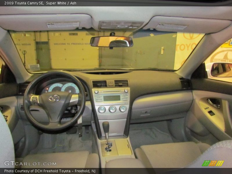 Super White / Ash 2009 Toyota Camry SE