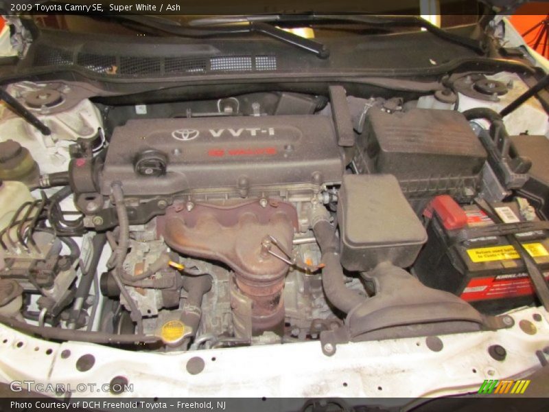 Super White / Ash 2009 Toyota Camry SE