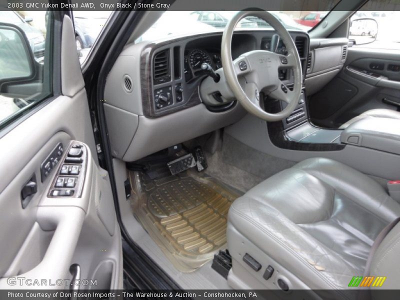 Onyx Black / Stone Gray 2003 GMC Yukon Denali AWD