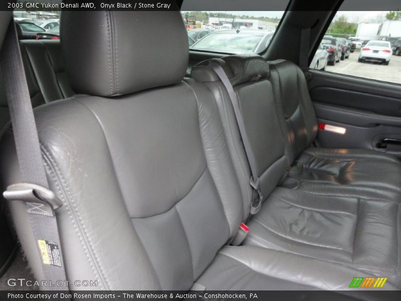 Onyx Black / Stone Gray 2003 GMC Yukon Denali AWD