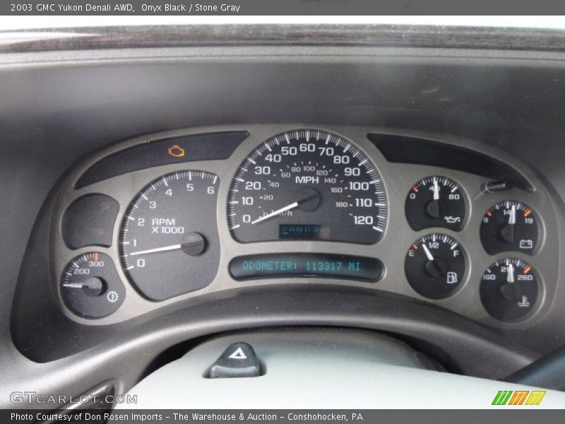 Onyx Black / Stone Gray 2003 GMC Yukon Denali AWD