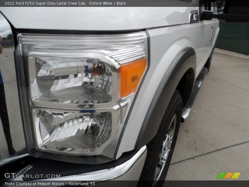 Oxford White / Black 2012 Ford F250 Super Duty Lariat Crew Cab